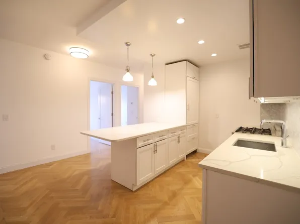 160 East 88th Street image 4 of 19