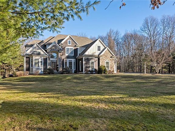 2nd image of 85 Longmeadow Dr