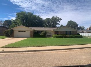 1001 Shady Oaks Ln, Brownfield, TX 79316