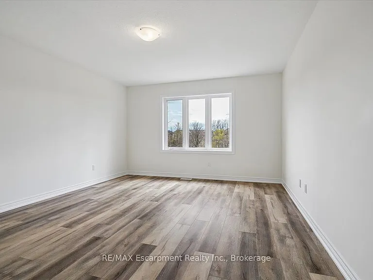 76 Valley Trail Pl — Photo 23