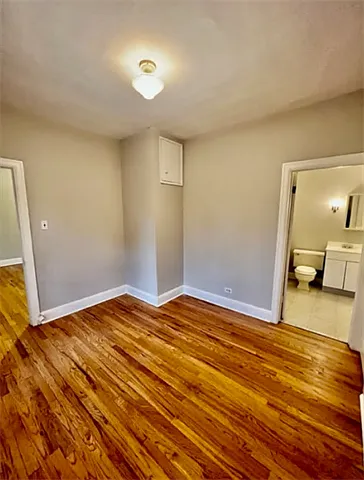 Frances Apartments — Photo 23