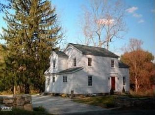 327 Old Branchville Rd, Ridgefield, CT 06877