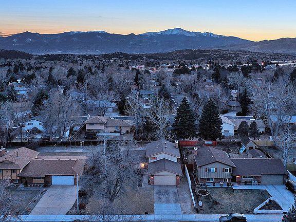 4th image of 4814 Hackamore Dr S