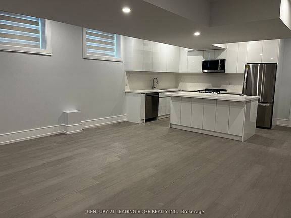 3rd image of 170 Dixon Rd #5A