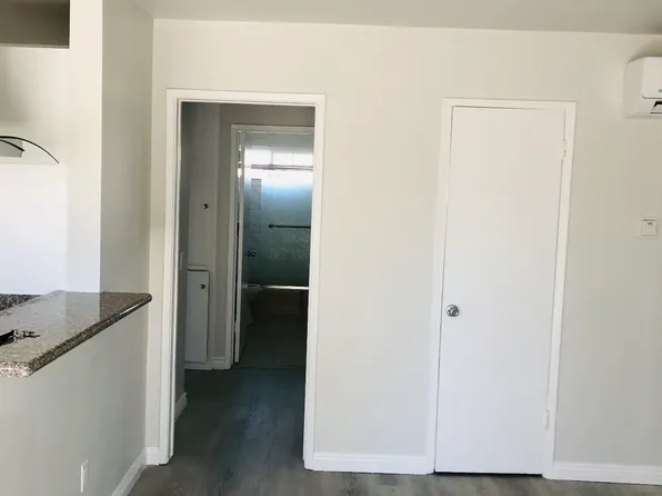 11843 Hamlin St APT 6, North Hollywood, CA 91606