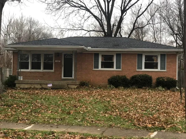 1707 Westmoorland Way, Lyndon, KY 40242