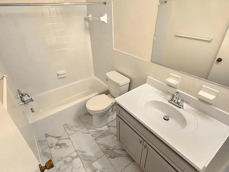9900 Georgia Ave #310 — Photo 22