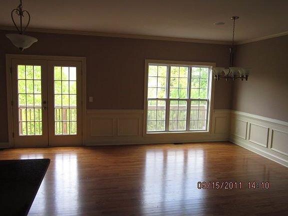 5th image of 373 Benson Manor Cir SE