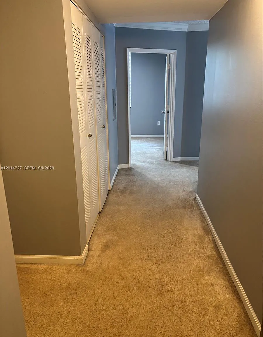 Regent Park Condo — Photo 2