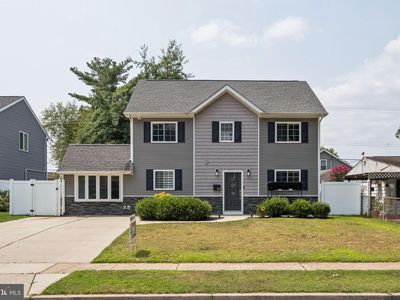 137 Northpark Dr, Levittown, PA, 19054