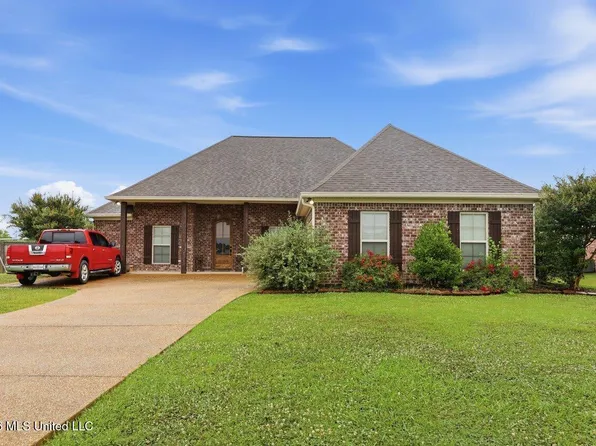 247 Tucker Dr, Brandon, MS 39042