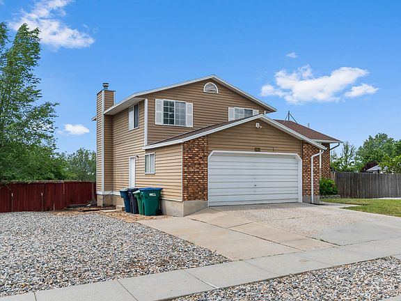3rd image of 10812 S Granite Dr