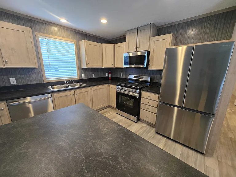 29800 Guilford Cir #109 — Photo 9