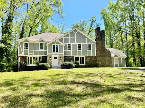 3780 Sherbrook Ct, Atlanta, GA 30349