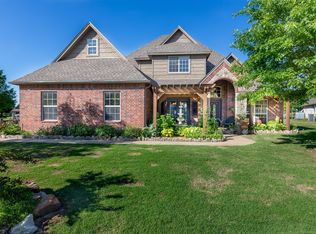 8702 N 140th Ct E, Owasso, OK 74055