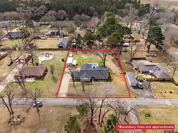 2nd image of 310 Windridge Rd