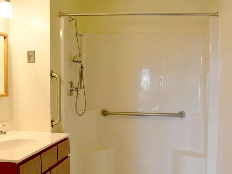 851 University Dr #313 — Photo 3