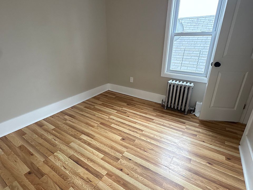 1st image of 121 President St #5
