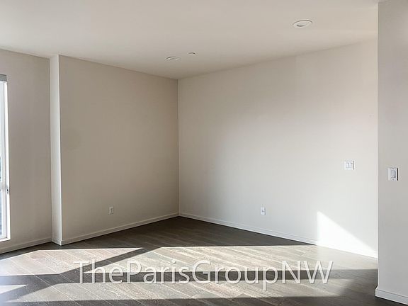 5th image of 9038 14th Ave NW #A