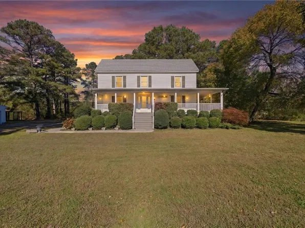 9223 Guinea Rd, Hayes, VA 23072
