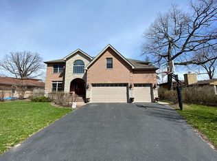 632 Warwick Rd, Deerfield, IL 60015