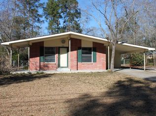 1306 Fairlane Dr, Dothan, AL 36301