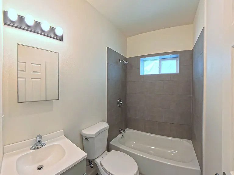 853 Winston Dr — Photo 13