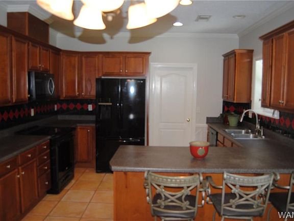 2nd image of 11212 Clear Lake Dr