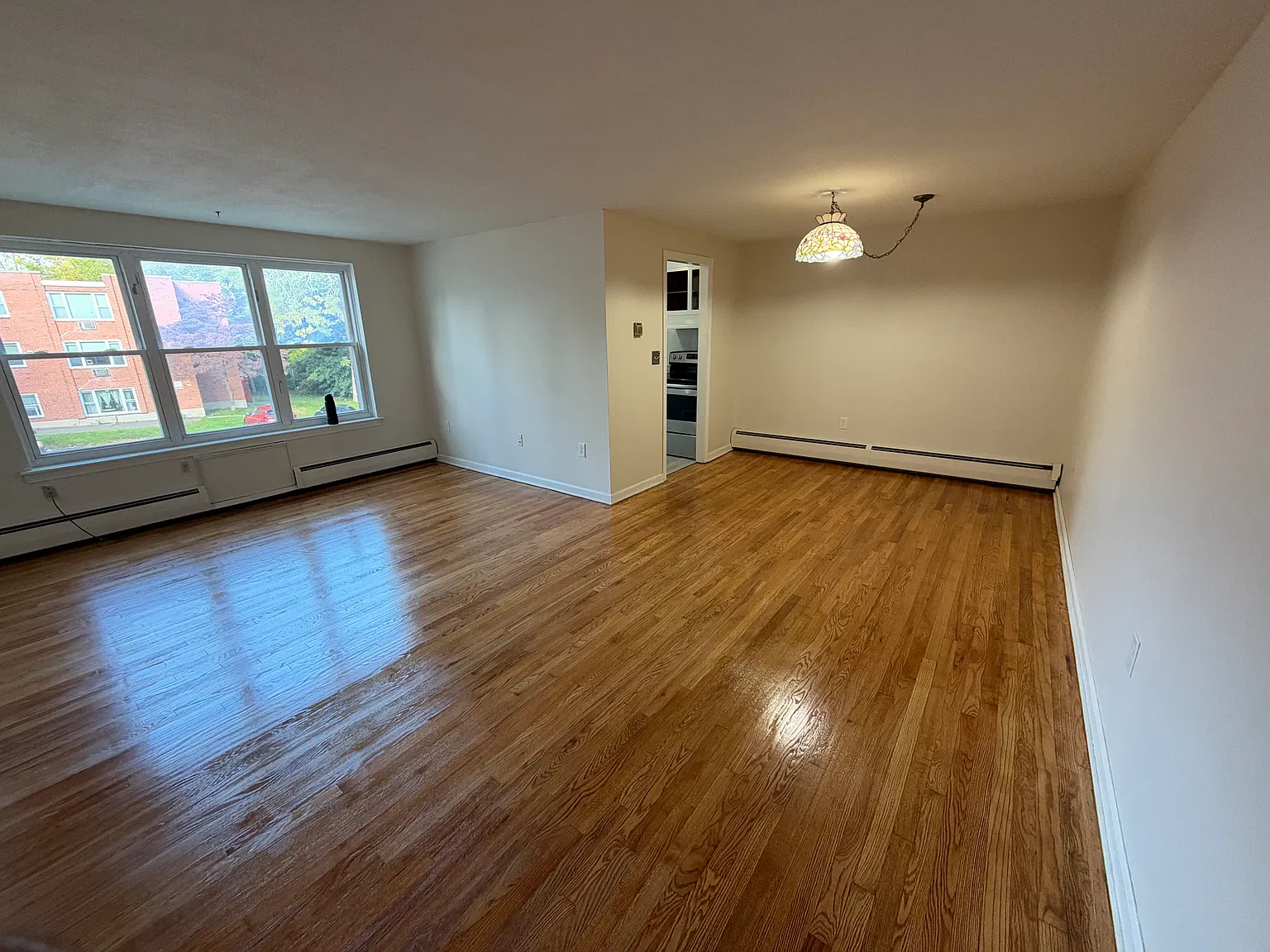 503 New Britain Ave — Photo 2