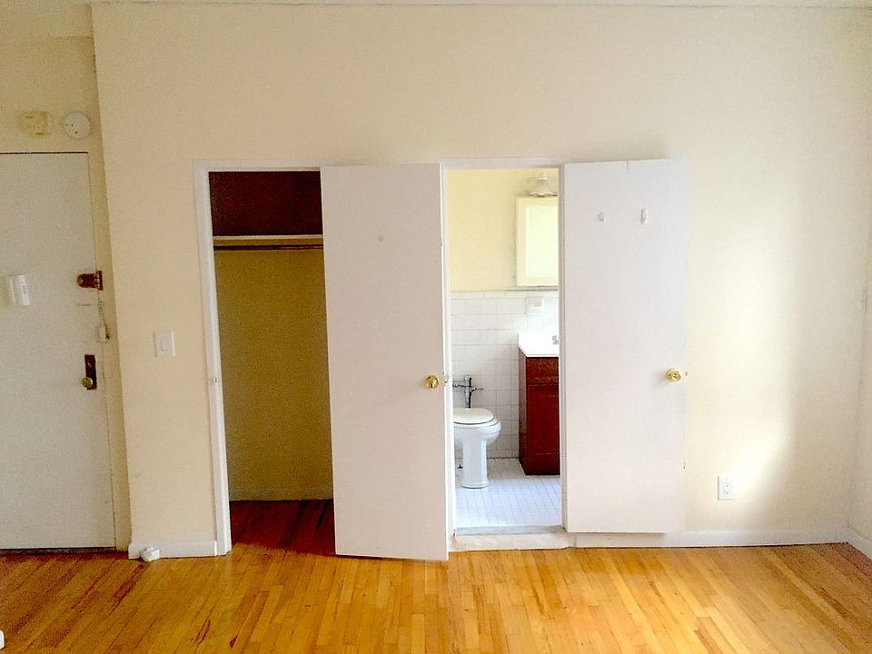 2nd image of 35 W 64th St APT 5G