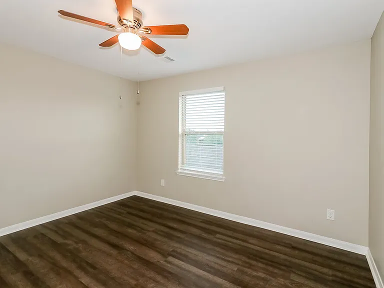 18746 Majestic Vista Ln — Photo 15