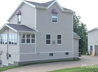 921 N 1st Ave E, Duluth, MN 55805