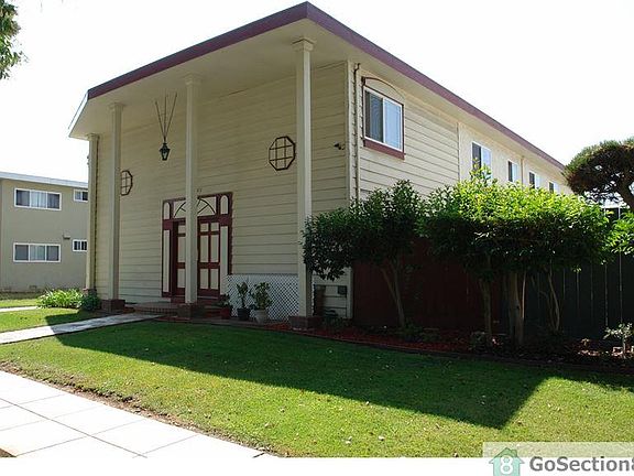 2nd image of 3682 Cape Cod Ct APT 1