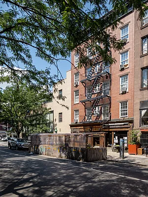 Rented by City Connections Realty | media 24