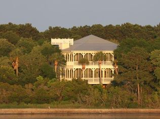 122 Lake Timicau Ln, Dewees Island, SC 29451