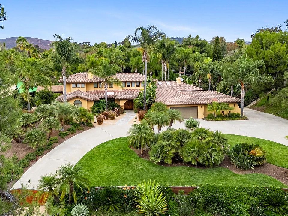 1st image of 3369 Rocking Horse Cir