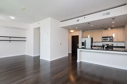 1920 Adelicia St #302 Photo 1