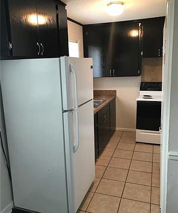 4th image of 318 Highland St APT 7