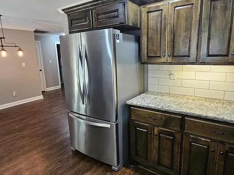 6070 Allwood Dr — Photo 7