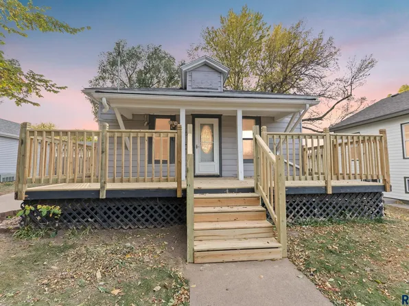 1001 N Prairie Ave, Sioux Falls, SD 57104