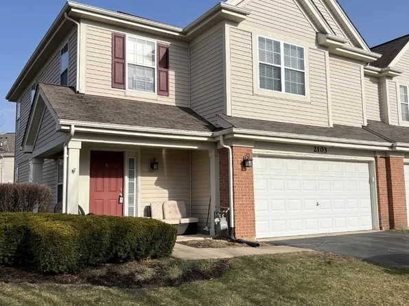 2103 Daybreak Dr, Lake In The Hills, IL 60156