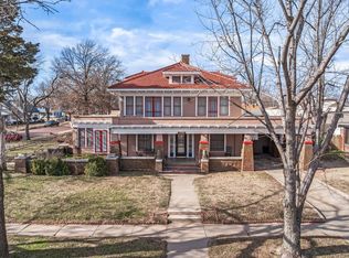 905 N 2nd St, Arkansas City, KS 67005