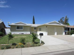 1047 Diamond Dr, Manteca, CA 95336
