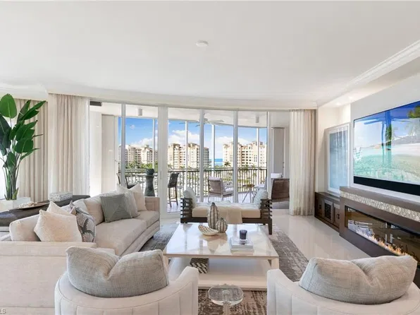 13665 Vanderbilt DR #701, NAPLES, FL 34110