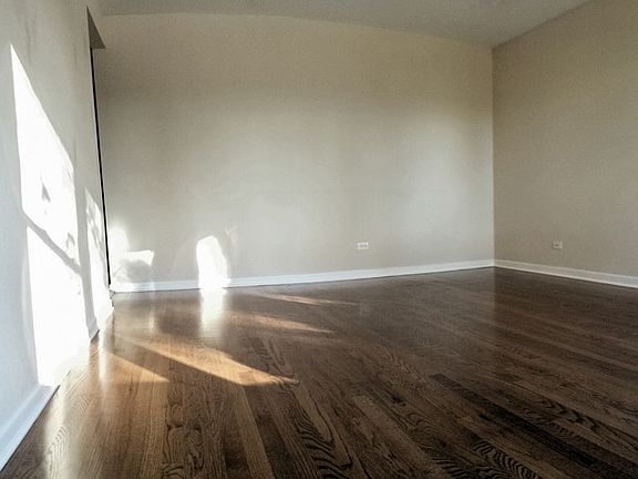 3rd image of 4929 N Ozanam Ave