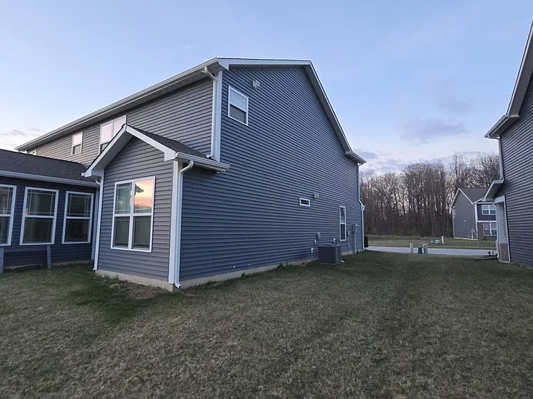 1710 Foudray Cir S — Photo 8