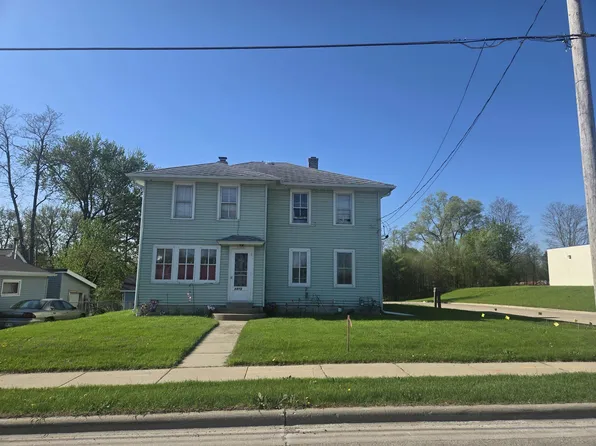2219 W Court St, Janesville, WI 53548