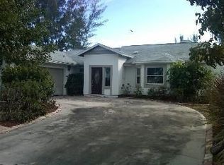930 SW 28th St, Cape Coral, FL 33914