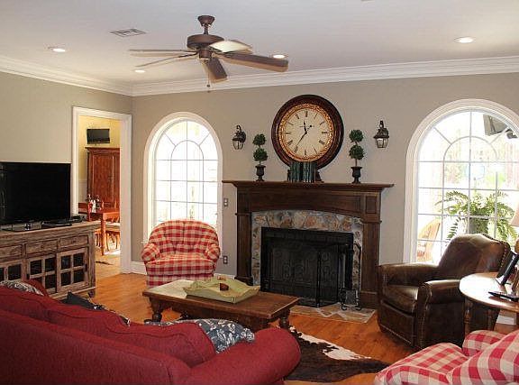 4th image of 80 Laurel Pine Ln
