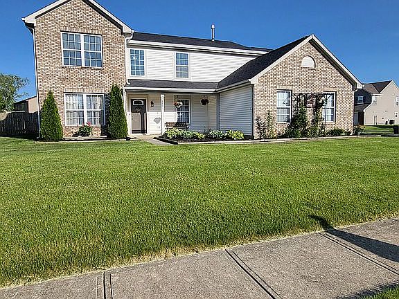 4th image of 6891 N Laredo Dr